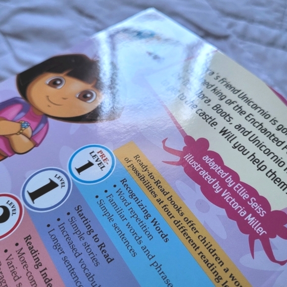 3/$15 🌸 Dora The Explorer: Dora & The Unicorn King - Picture 4 of 7